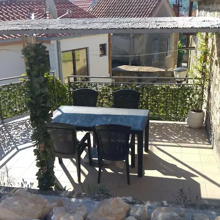 Holiday Pera - 2 Bedroom House Apartment *